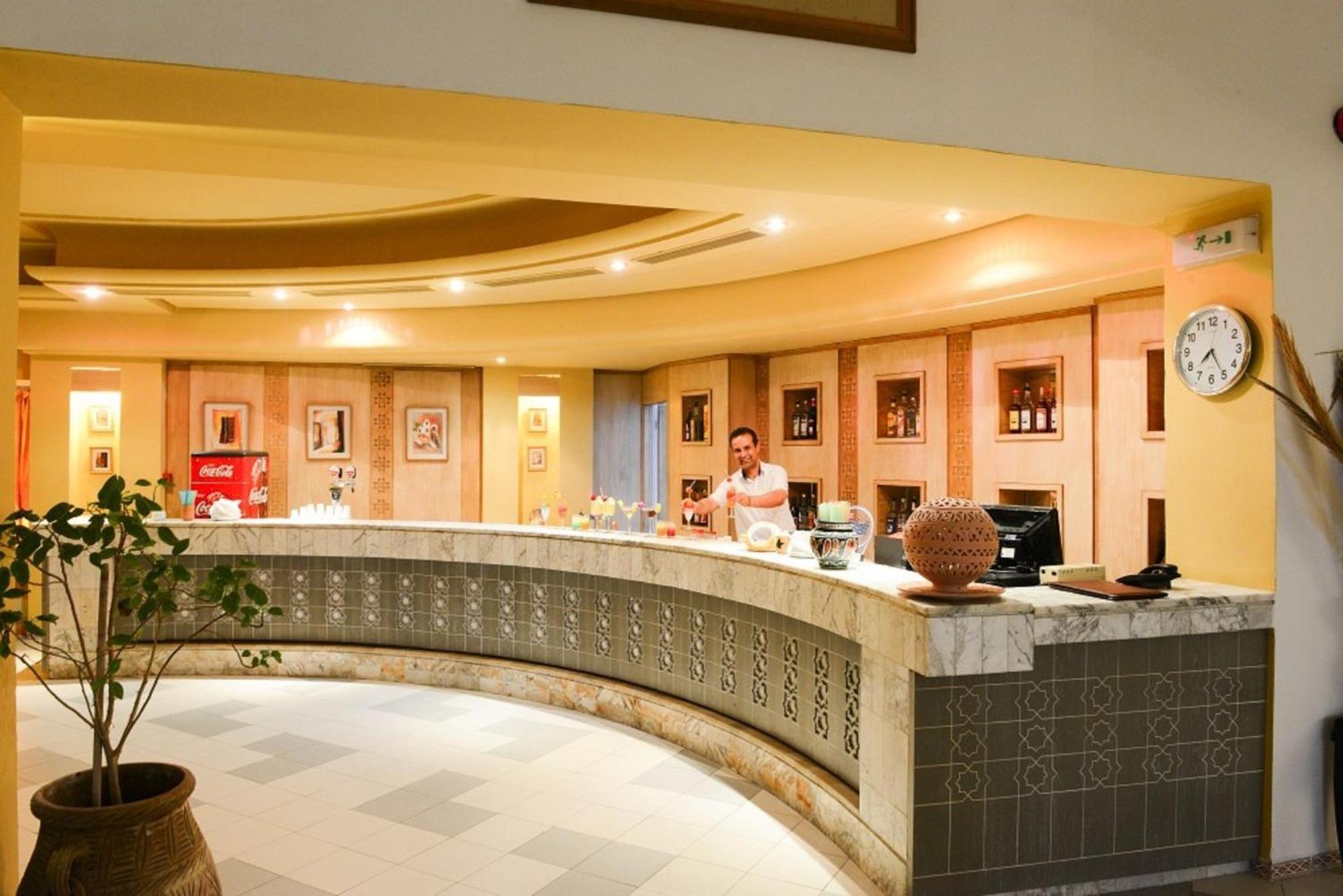 Hotel Meninx Djerba Triffa Bagian luar foto