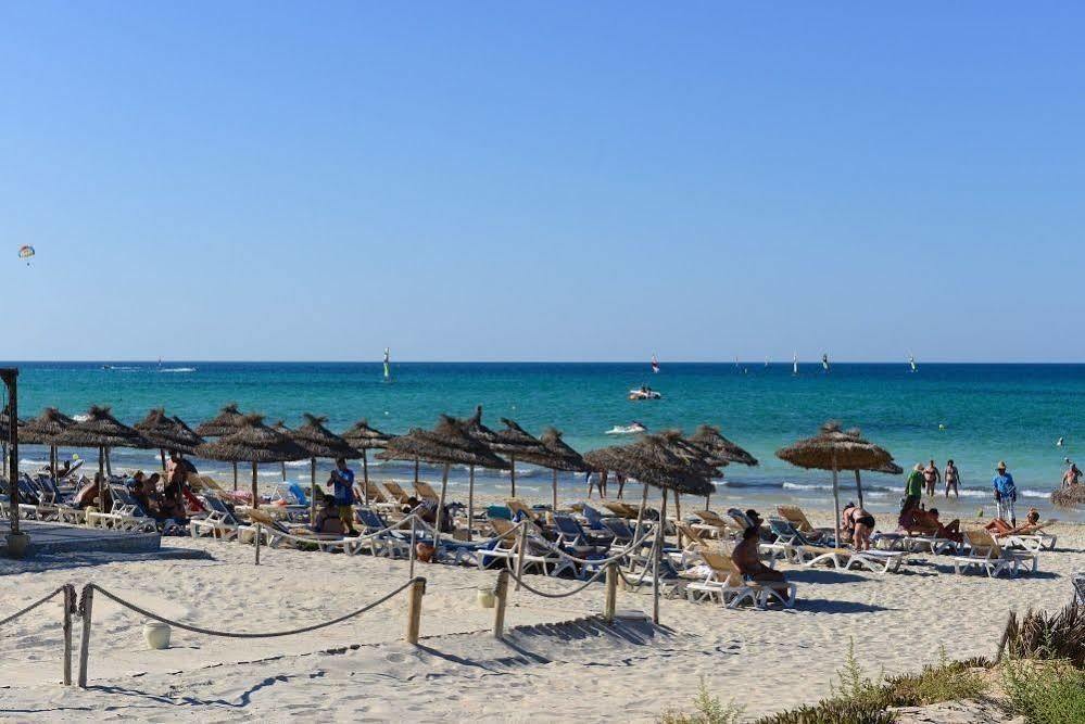 Hotel Meninx Djerba Triffa Bagian luar foto