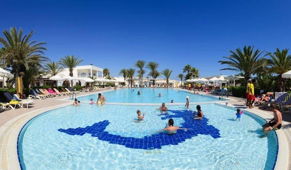 Hotel Meninx Djerba Triffa Bagian luar foto