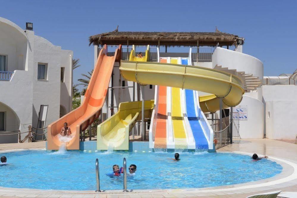 Hotel Meninx Djerba Triffa Bagian luar foto